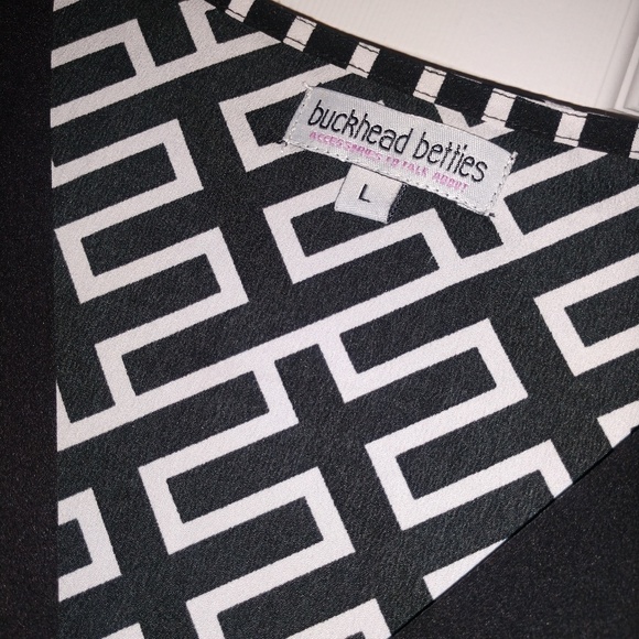 Buckhead Bettie's - Picture 3 of 3